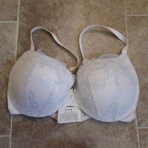 Maidenform bra